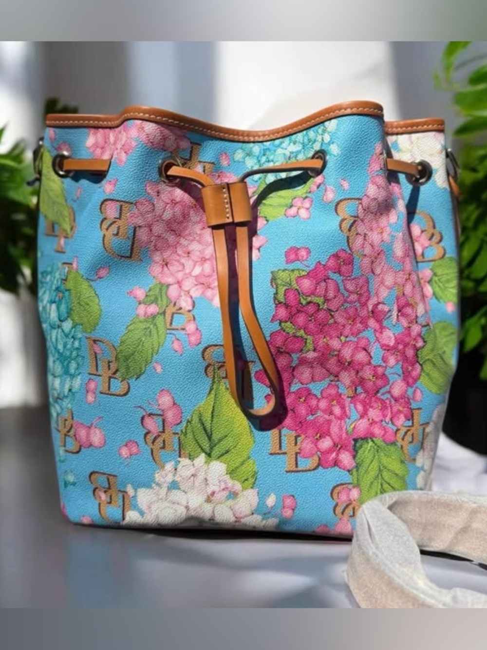 Dooney & Bourke NWT Hydrangea Drawstring Bag